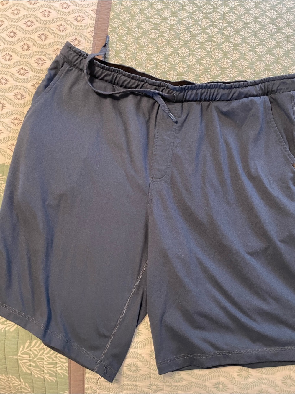 Eddie Bauer Men's Navy Blue Athletic Shorts